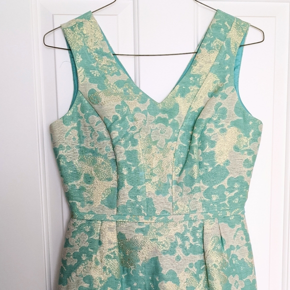 Tahari dress in aqua/gold print - Picture 1 of 6